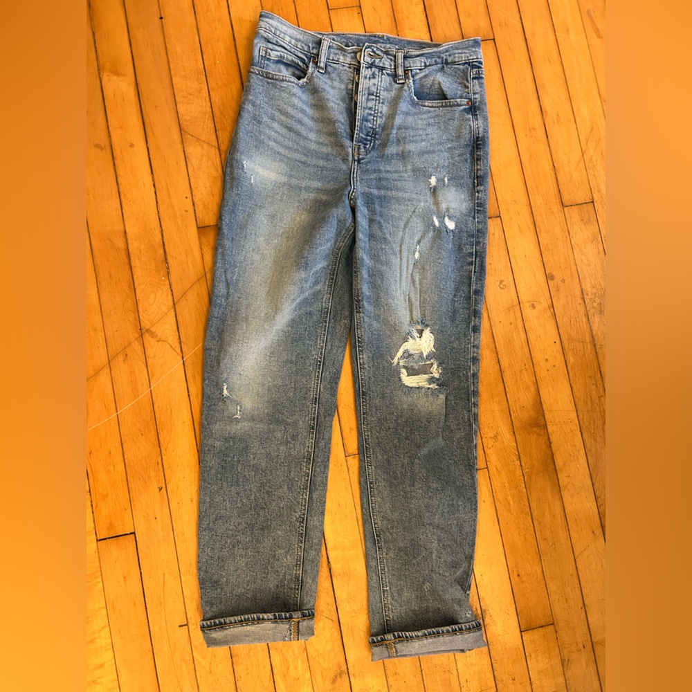 Old Navy Men's Skinny Jeans in Distressed Blue